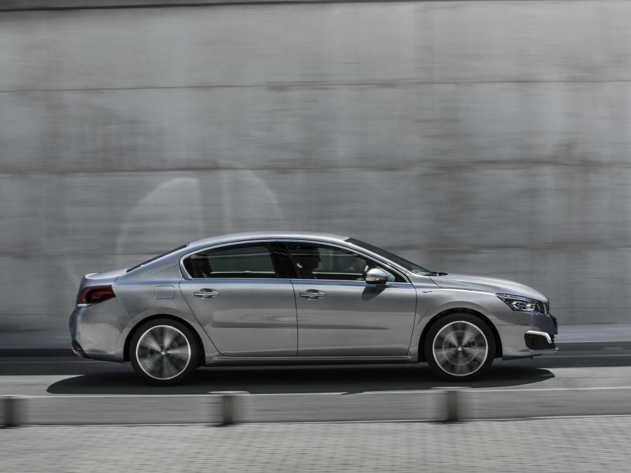  Peugeot 508 GT 2014 года  (фото 7 из 8)
